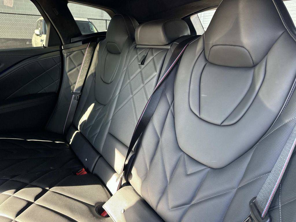 Used 2025 BMW XM AWD/4WD image 31