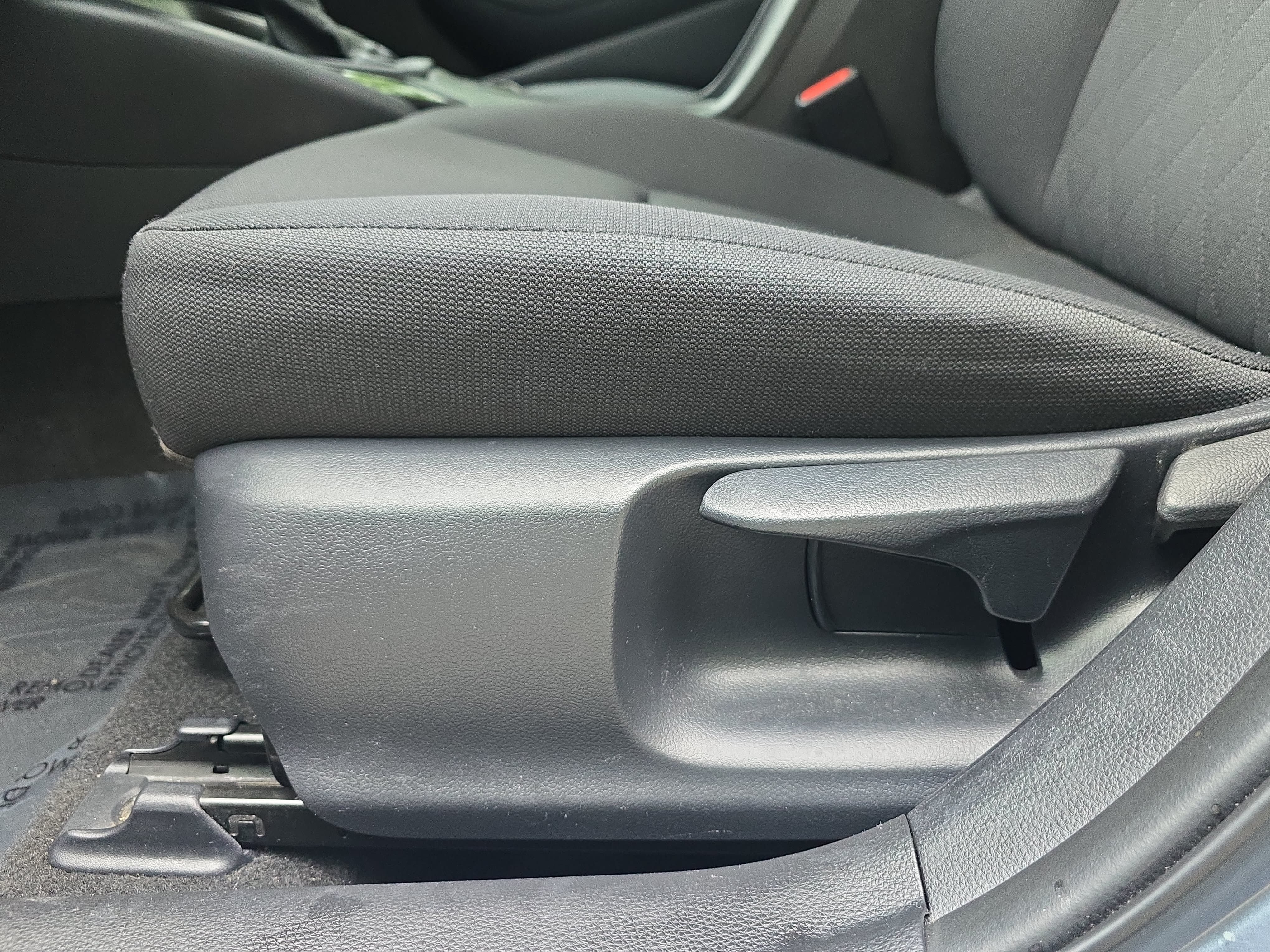 Used 2025 Toyota Corolla LE FWD image 26