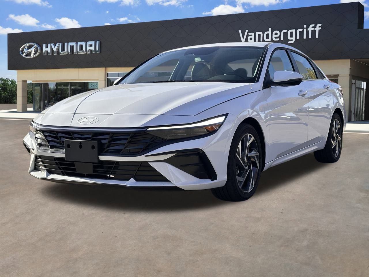 Certified 2025 Hyundai Elantra Limited image 4