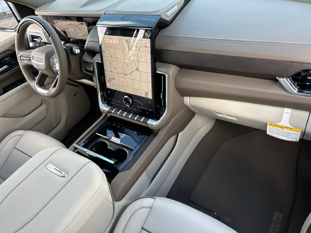 New 2027 GMC Yukon Denali w/ Advanced Technology Package AWD/4WD image 30