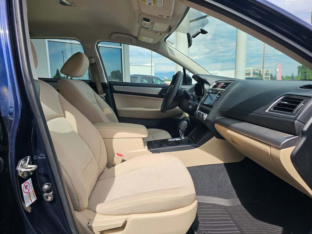 Used 2018 Subaru Outback 2.5i AWD/4WD image 11