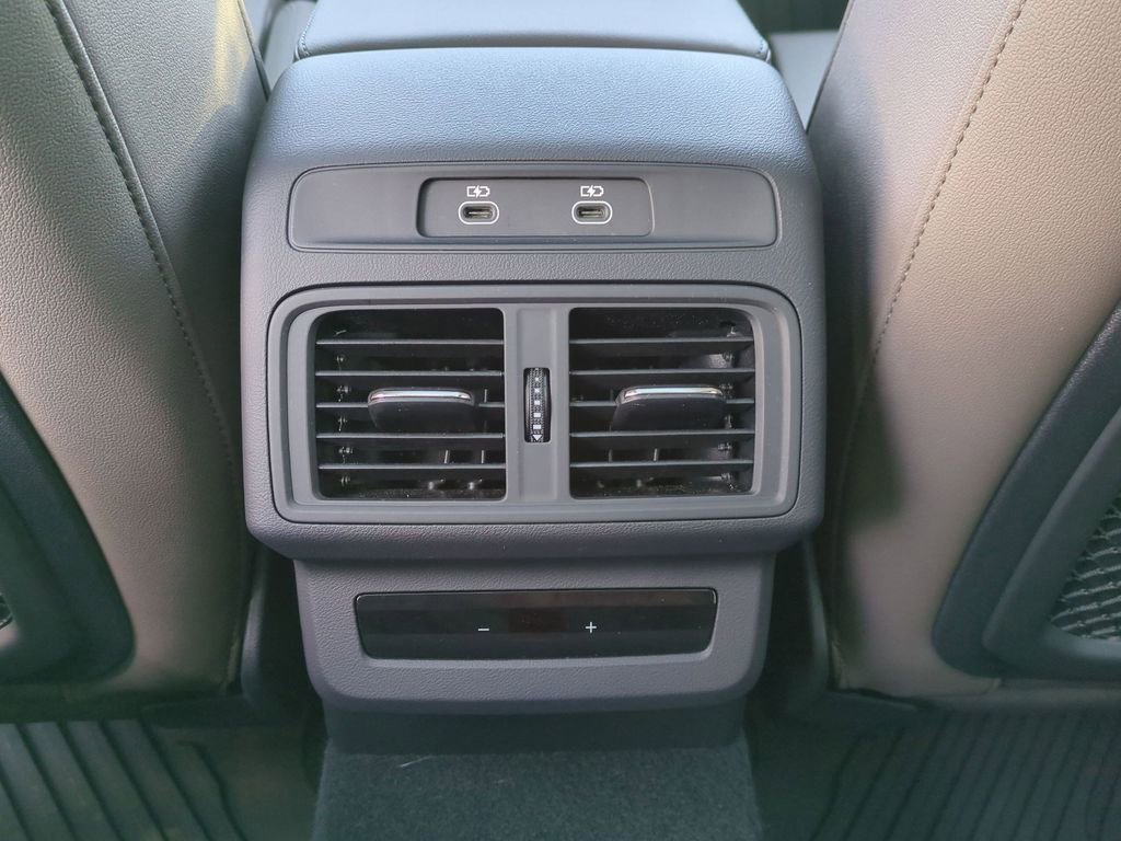 Certified 2025 Audi Q5 Premium Plus image 19