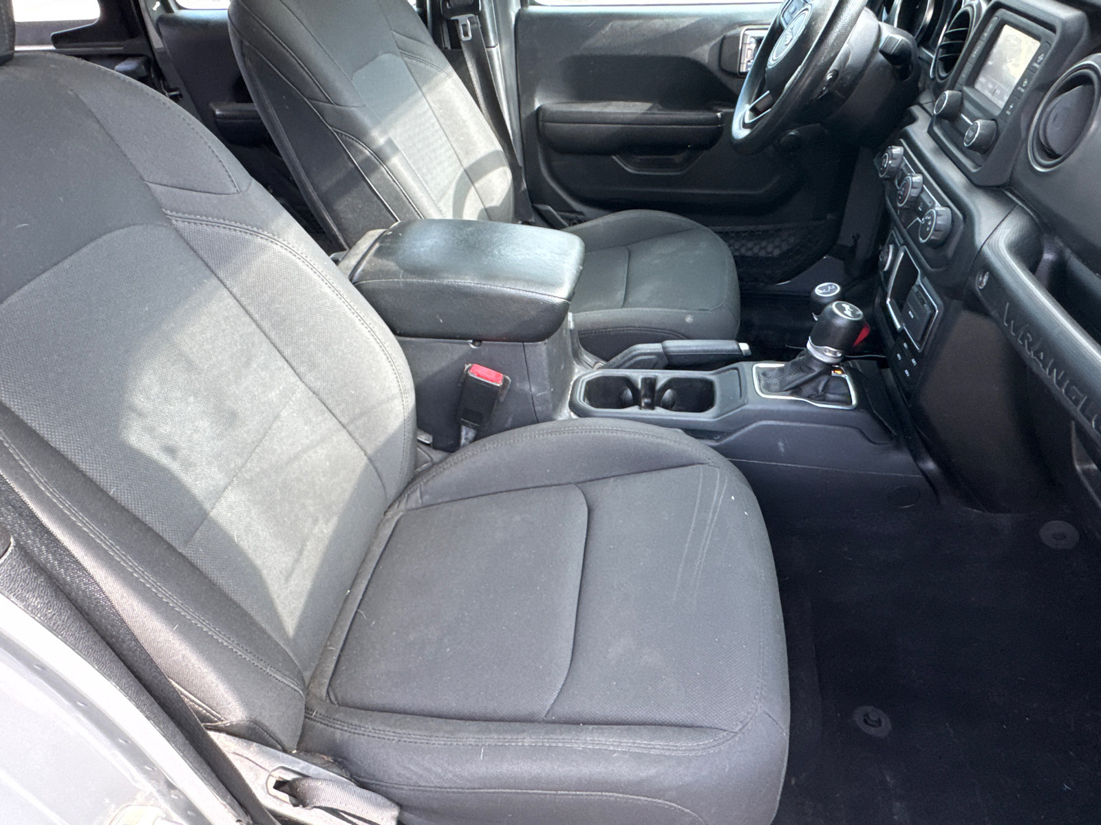 Used 2021 Jeep Wrangler Unlimited Sport AWD/4WD image 14