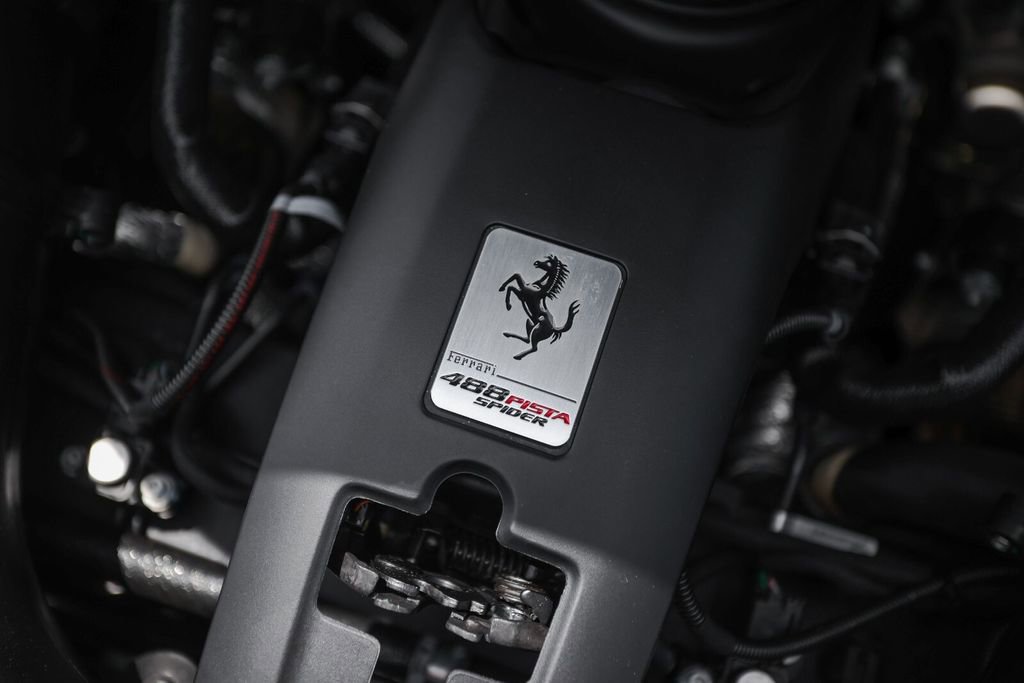 Certified 2020 Ferrari 488 Pista Spider RWD image 27