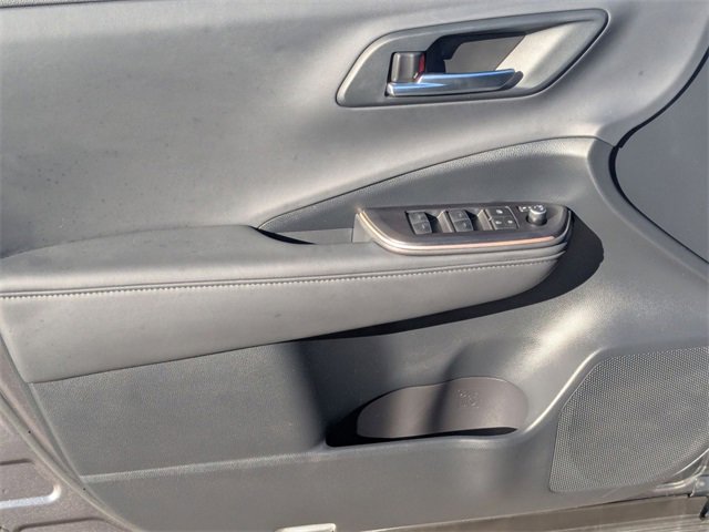 Used 2023 Toyota Crown XLE image 13