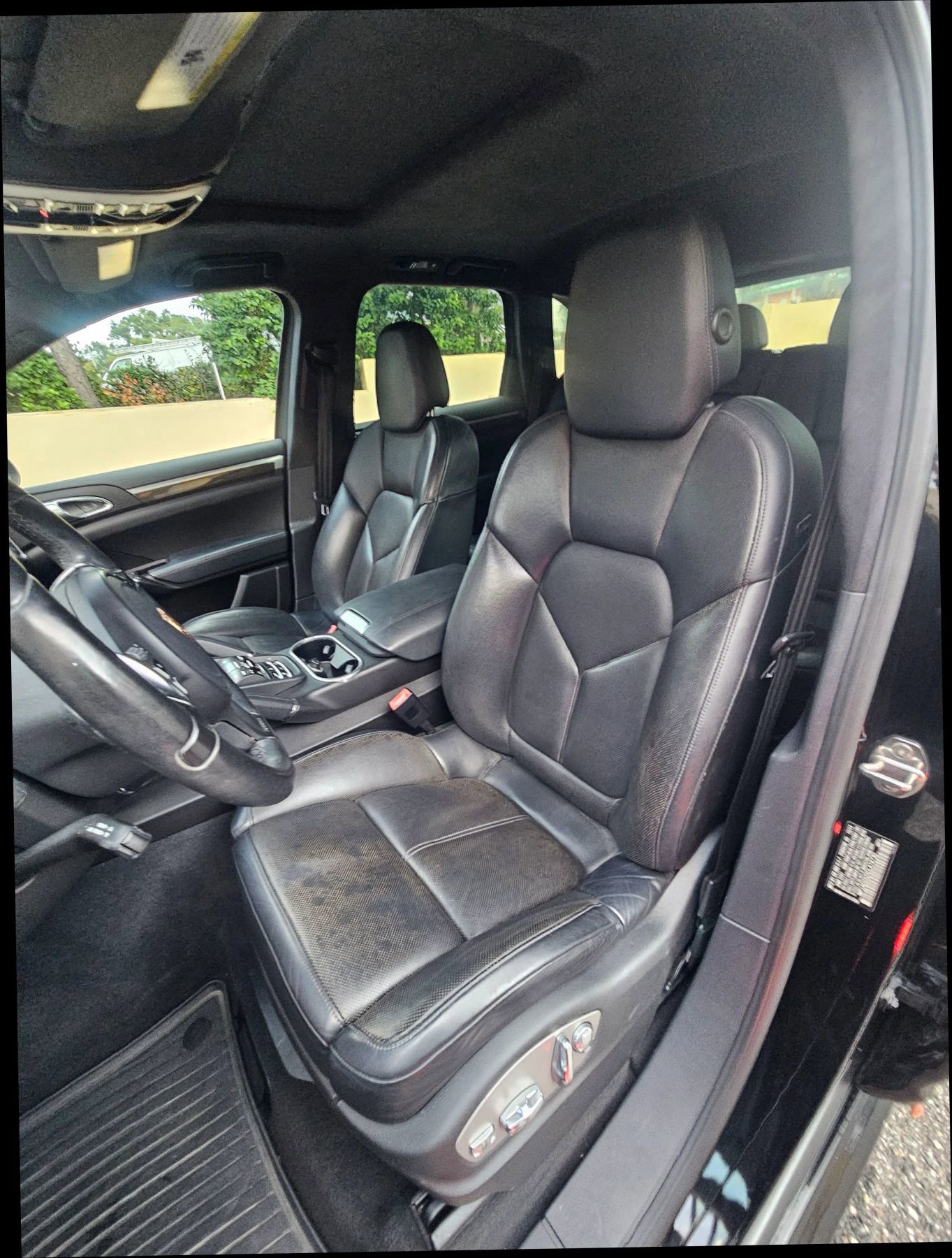 Used 2013 Porsche Cayenne GTS AWD/4WD image 10