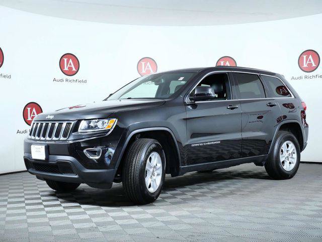 Used 2016 Jeep Grand Cherokee Laredo AWD/4WD image 4