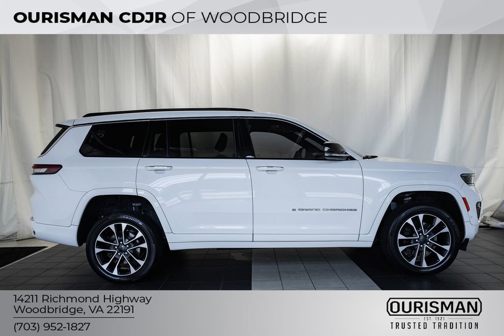 Certified 2023 Jeep Grand Cherokee L Overland AWD/4WD image 3