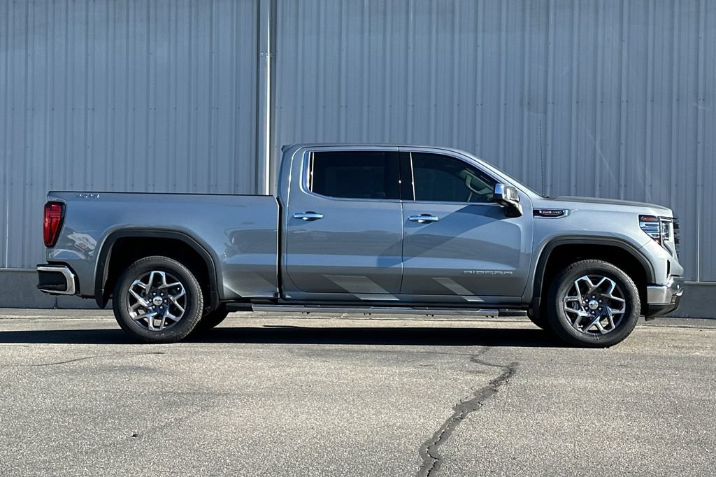 New 2026 GMC Sierra 1500 SLT w/ SLT Premium Package AWD/4WD image 3
