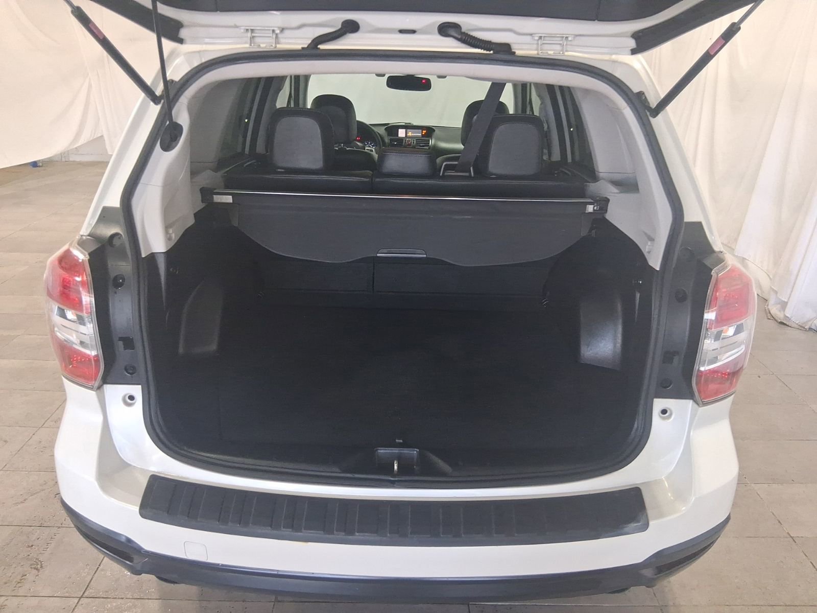 Used 2015 Subaru Forester 2.0XT Touring w/ Eyesight & Navigation System AWD/4WD image 28