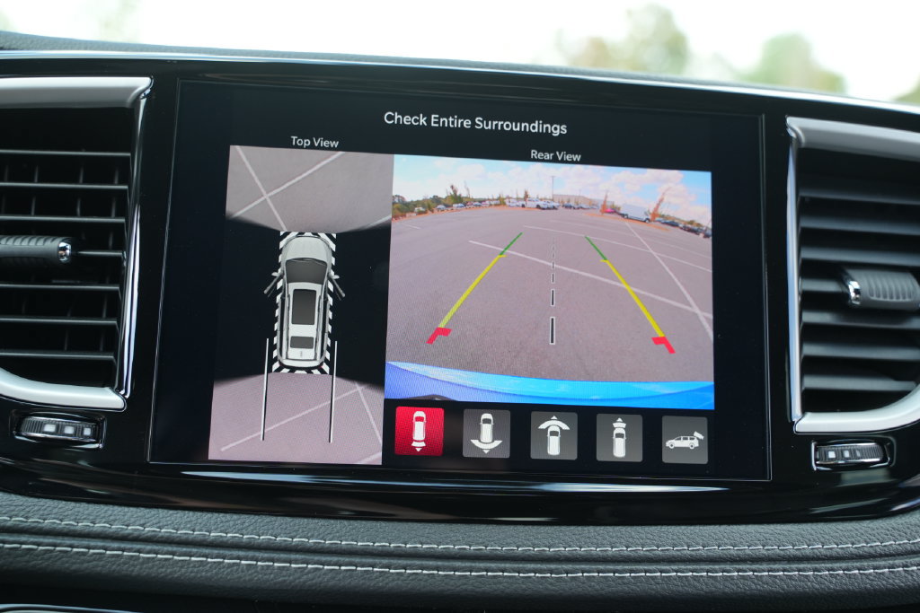 New 2027 Chrysler Pacifica Limited FWD image 27