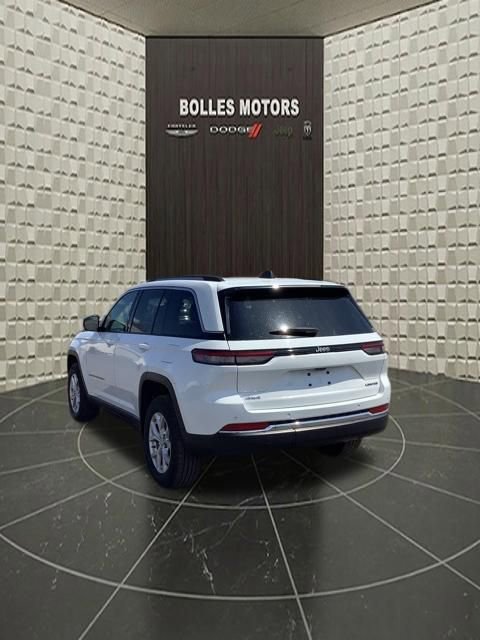 Certified 2023 Jeep Grand Cherokee Limited AWD/4WD image 6