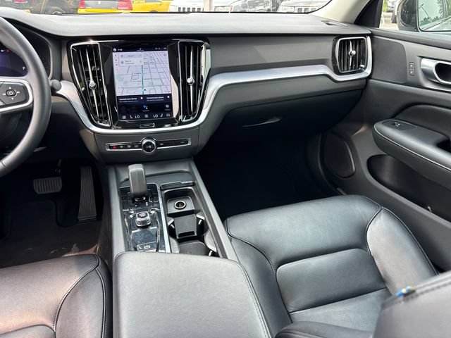 Used 2024 Volvo S60 B5 Core FWD image 12