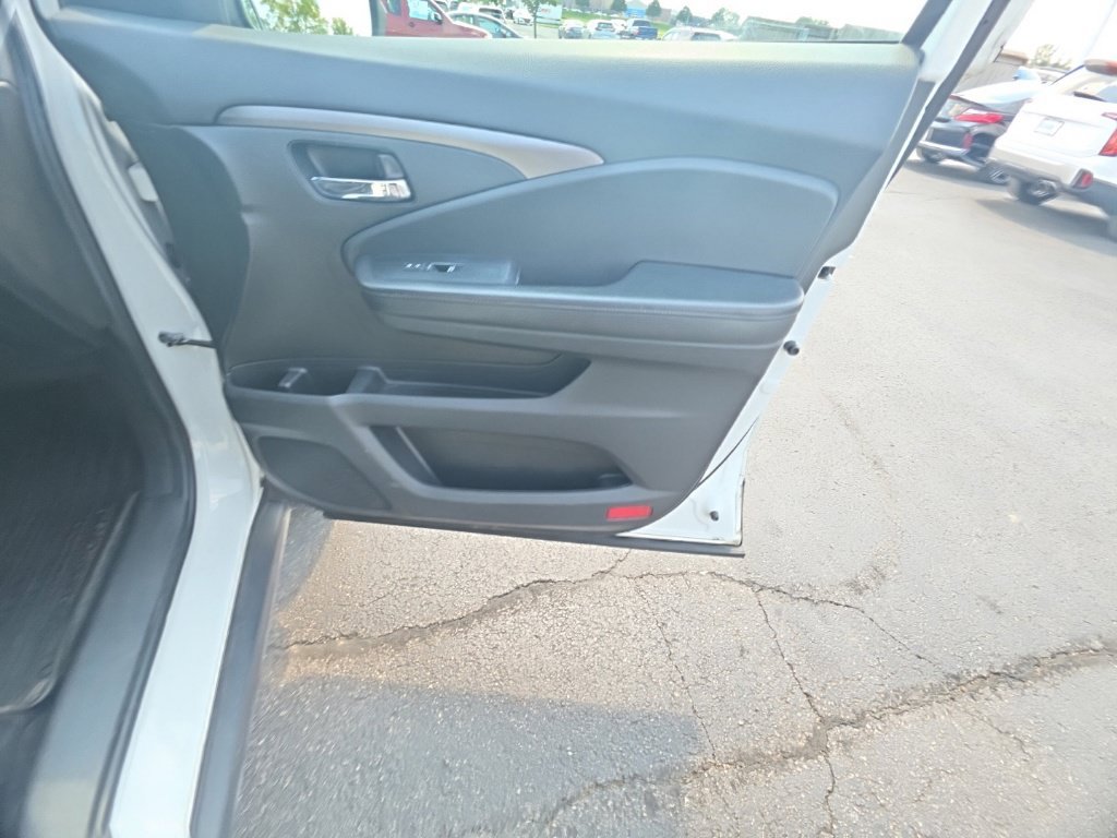 Certified 2021 Honda Passport Sport image 30