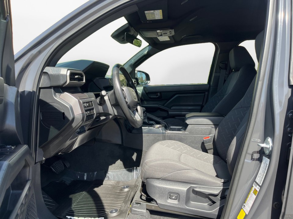 Certified 2025 Toyota Tacoma SR5 image 11
