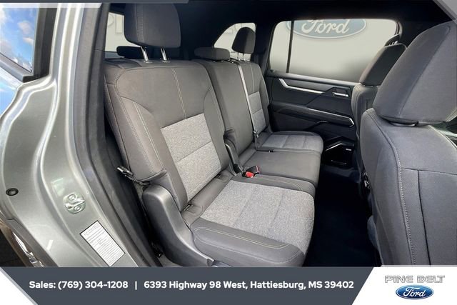 Used 2025 GMC Acadia Elevation image 20