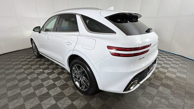 Used 2023 Genesis GV70 2.5T w/ Select Package AWD/4WD image 4