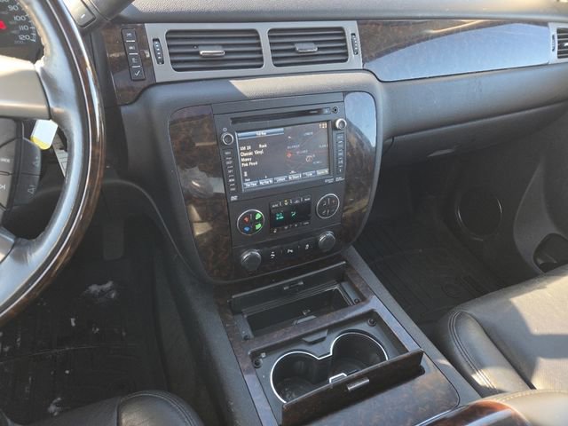 Used 2014 GMC Yukon Denali image 37