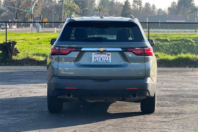 Used 2023 Chevrolet Traverse LT image 5