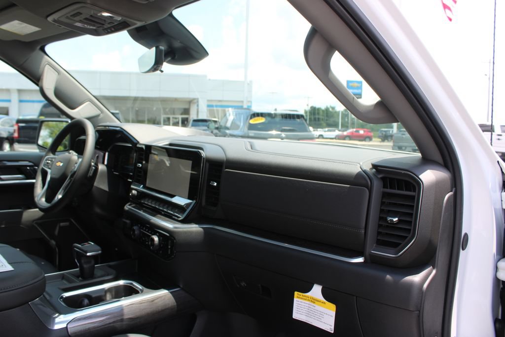 New 2026 Chevrolet Silverado 1500 LTZ w/ LTZ Premium Package AWD/4WD image 33