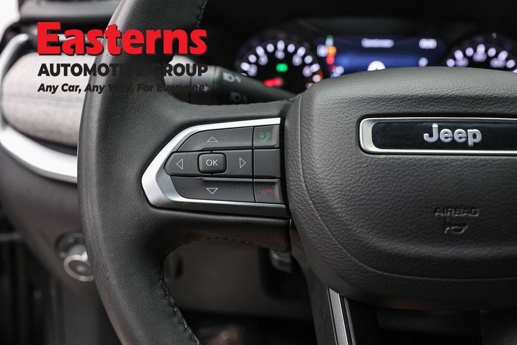 Used 2024 Jeep Compass Latitude AWD/4WD image 16
