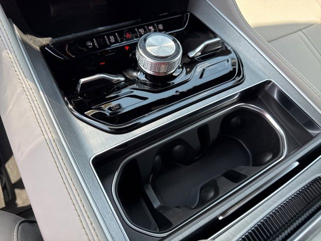 New 2025 Jeep Wagoneer Series II image 25