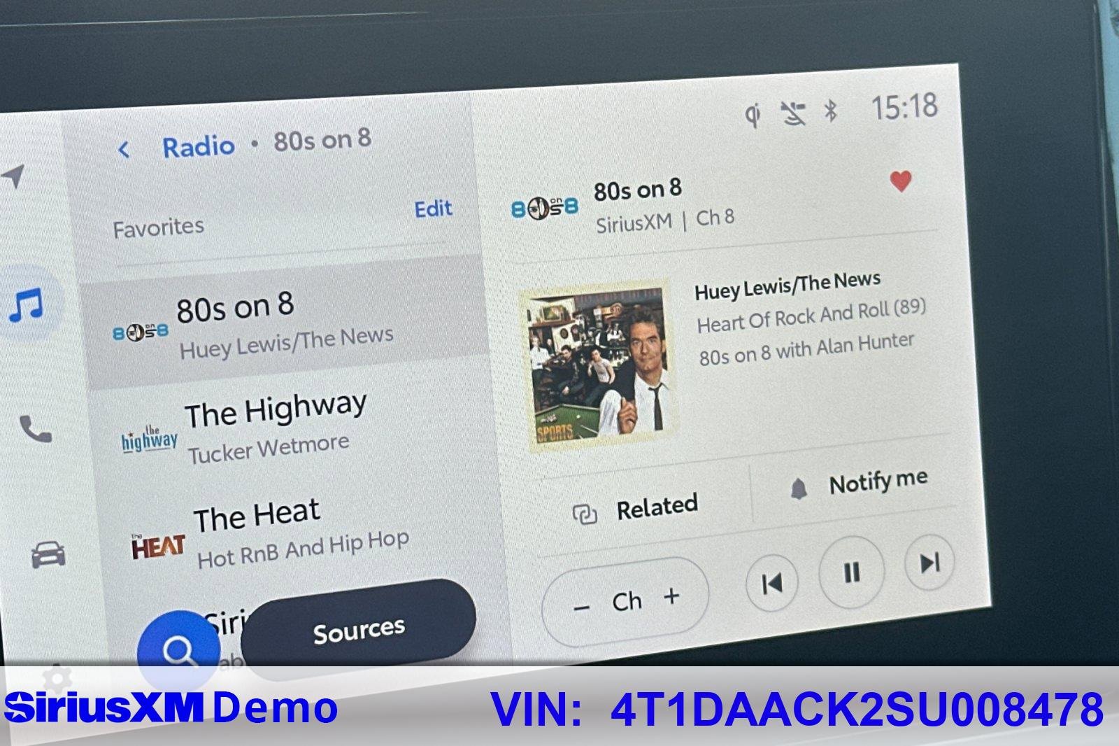 Used 2025 Toyota Camry SE image 29