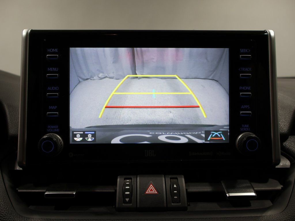 Used 2021 Toyota RAV4 XLE Premium image 31