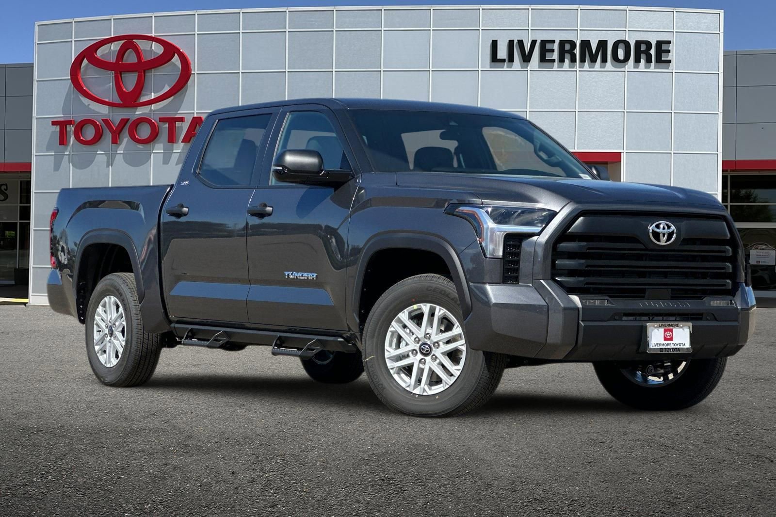 New 2026 Toyota Tundra SR5 image 2