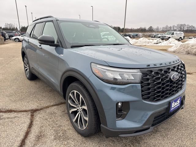 New 2026 Ford Explorer ST-Line image 3