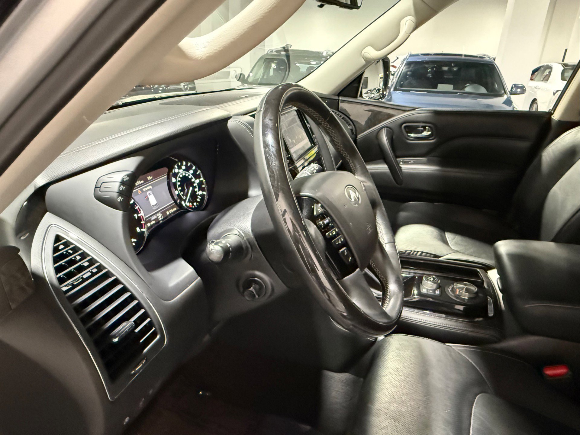 Used 2020 INFINITI QX80 Luxe w/ Proassist Package image 18