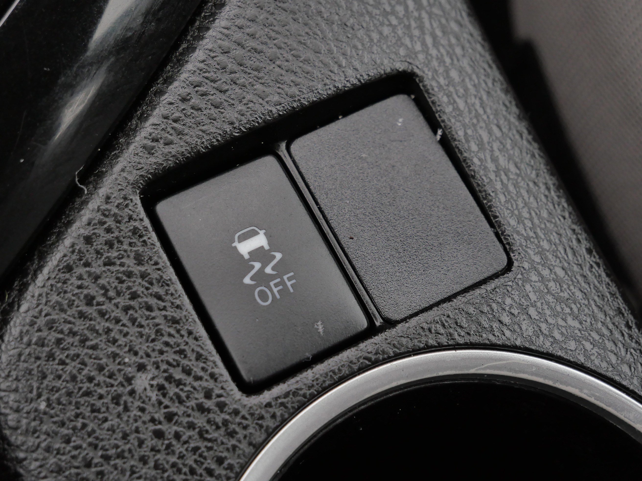 Used 2018 Toyota Corolla LE image 27