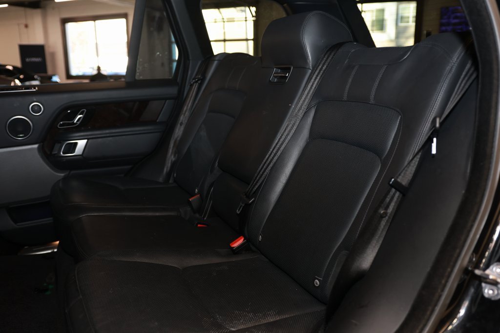 Used 2019 Land Rover Range Rover HSE image 12