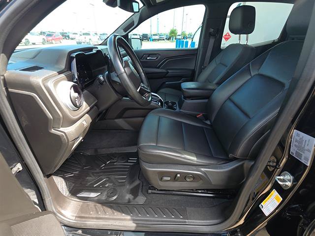 Used 2023 Chevrolet Colorado LT w/ LT Convenience Package III RWD image 7