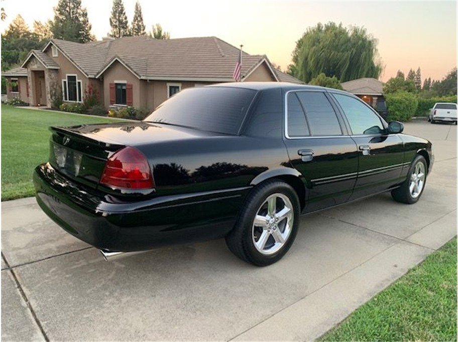 Used 2004 Mercury Marauder image 4