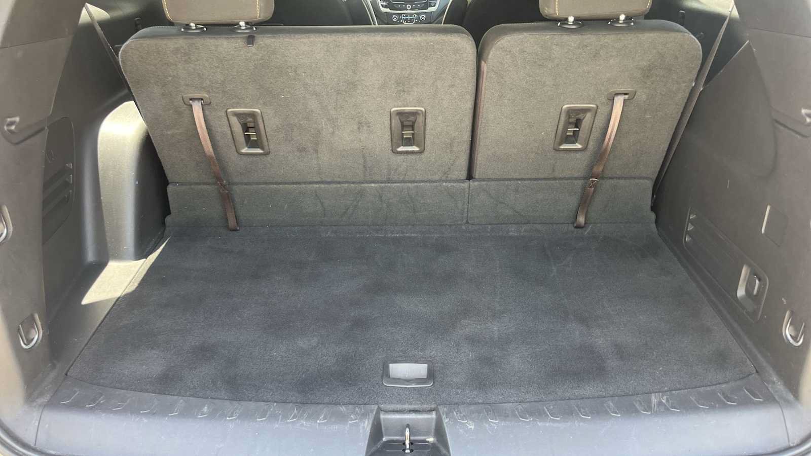 Used 2019 Chevrolet Traverse LT AWD/4WD image 48
