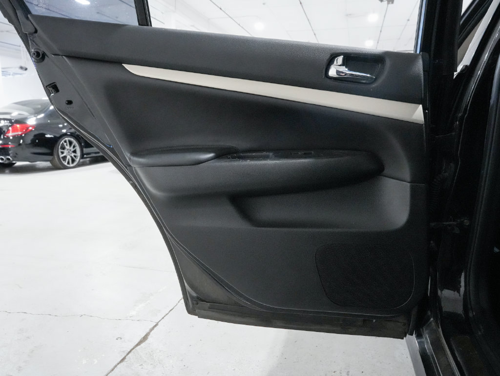 Used 2007 INFINITI G35 Sport w/ Premium Pkg RWD image 24