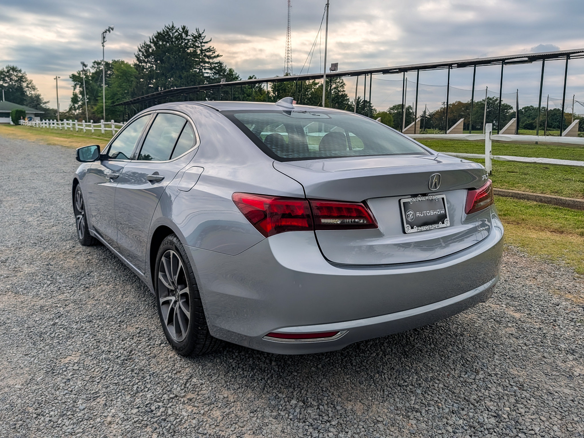 Used 2016 Acura TLX w/ Technology Package AWD/4WD image 5