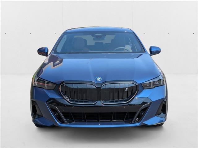 Used 2026 BMW i5 eDrive40 w/ M Sport Package AWD/4WD image 5