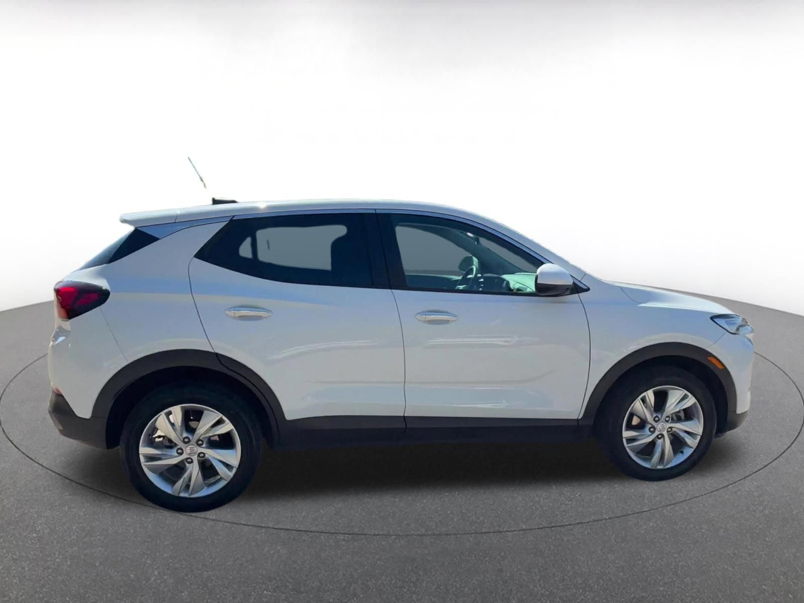Used 2025 Buick Encore GX Preferred image 16