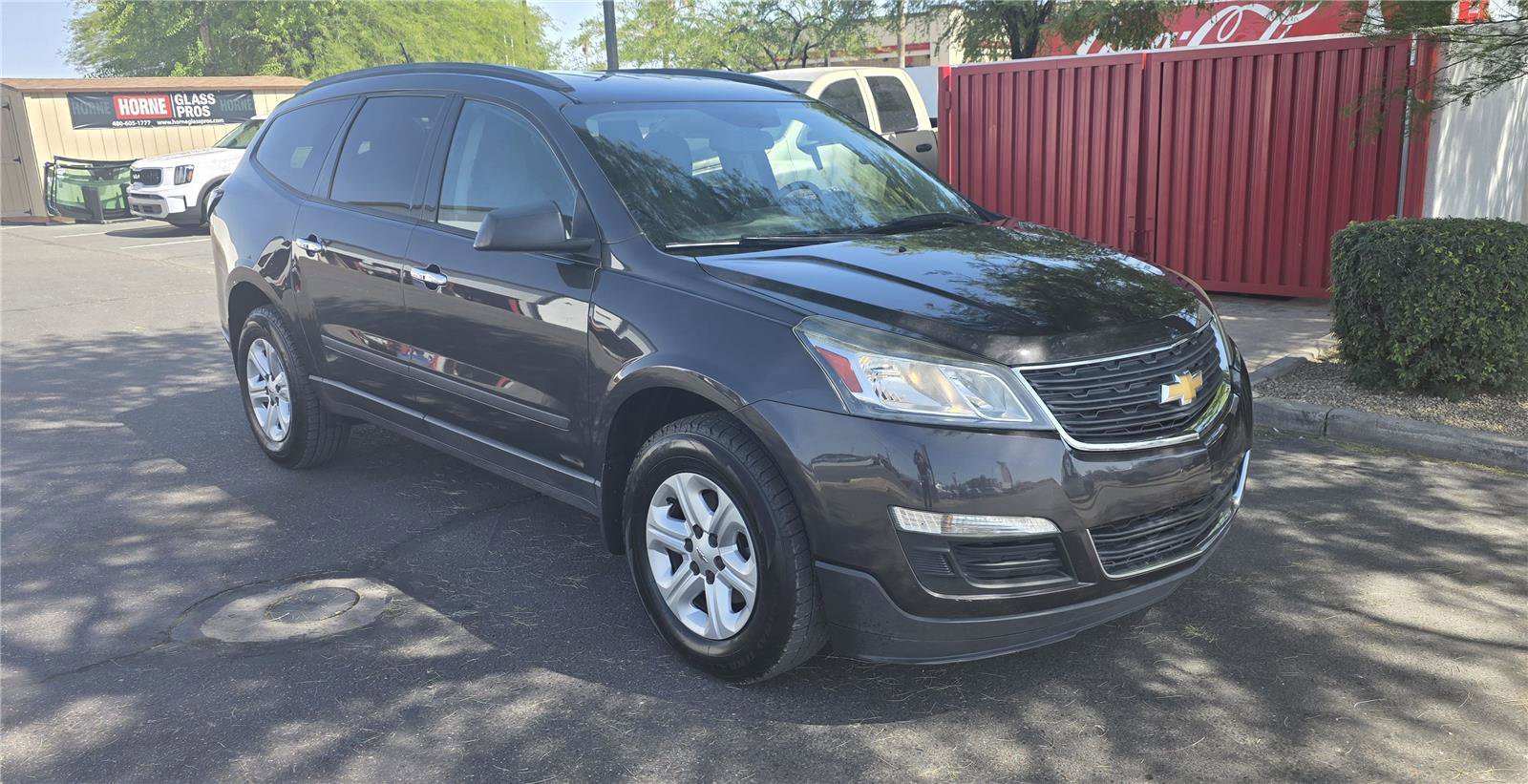 Used 2015 Chevrolet Traverse LS FWD image 3