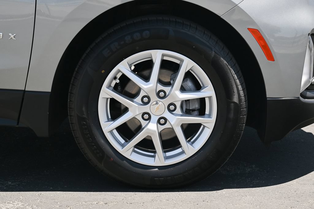 Used 2024 Chevrolet Equinox LT FWD image 12