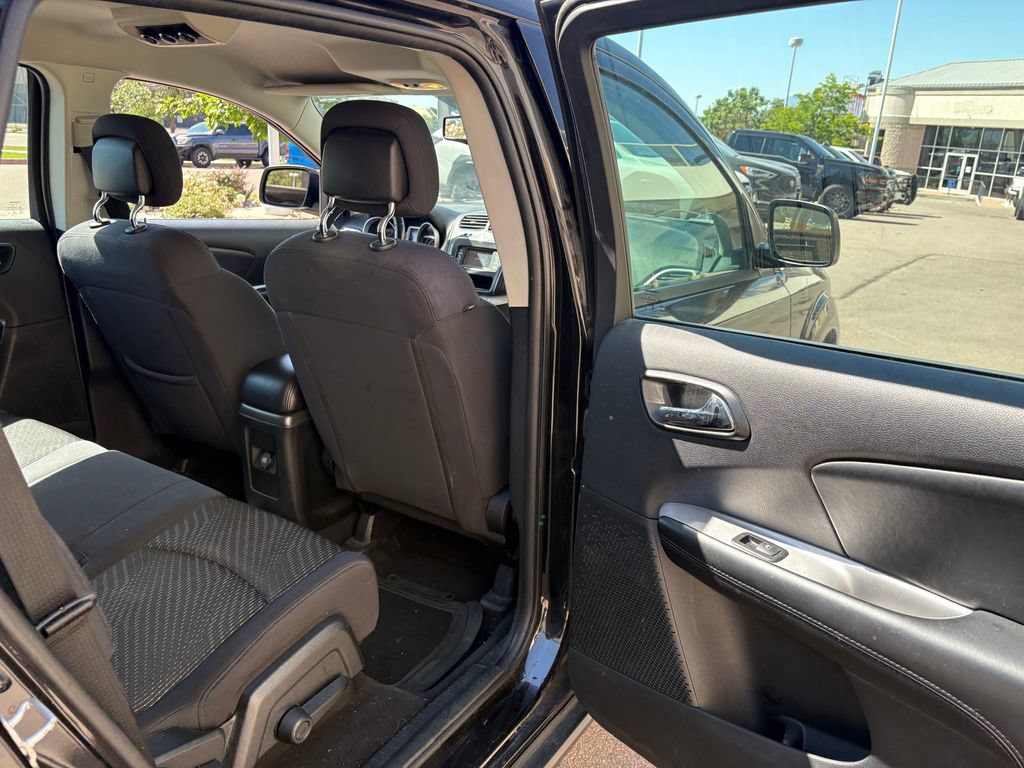 Used 2013 Dodge Journey American Value Package w/ Flexible Seating Group FWD image 28