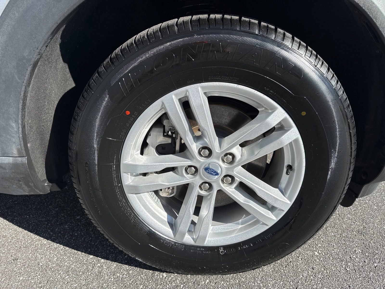 Used 2023 Ford Explorer XLT w/ Equipment Group 202A image 9