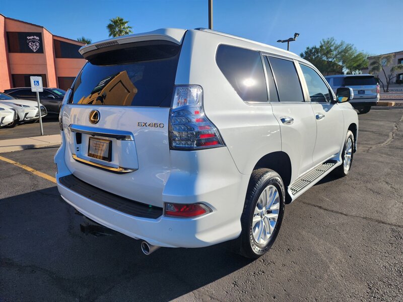 Used 2021 Lexus GX 460 Premium w/ Premium Package AWD/4WD image 3
