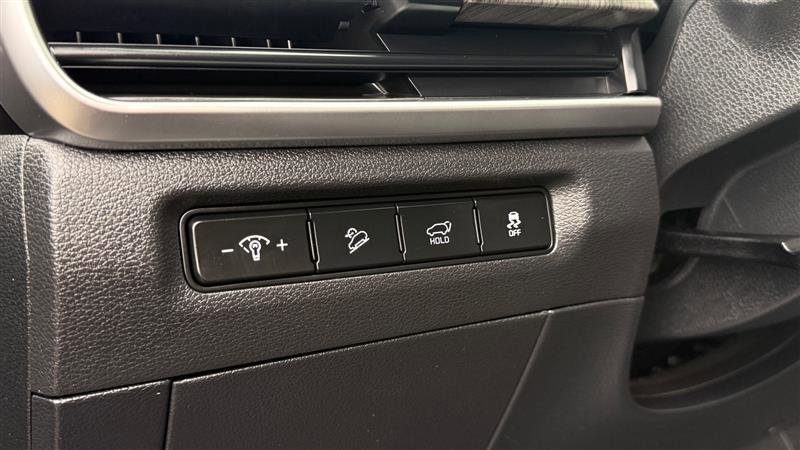 Used 2024 Kia Telluride EX w/ EX Captain's Chair Package image 15