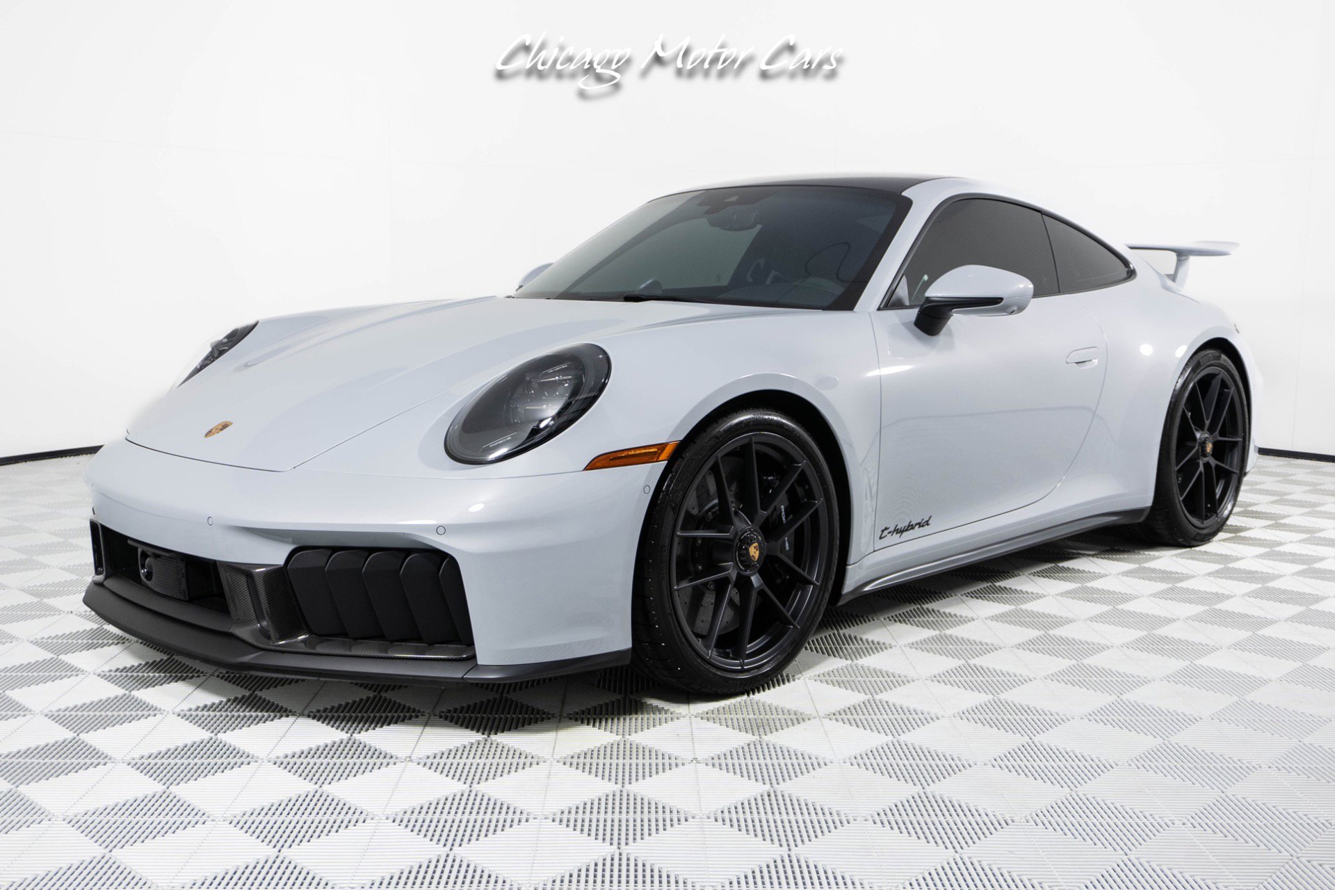 Used 2026 Porsche 911 GTS image 1