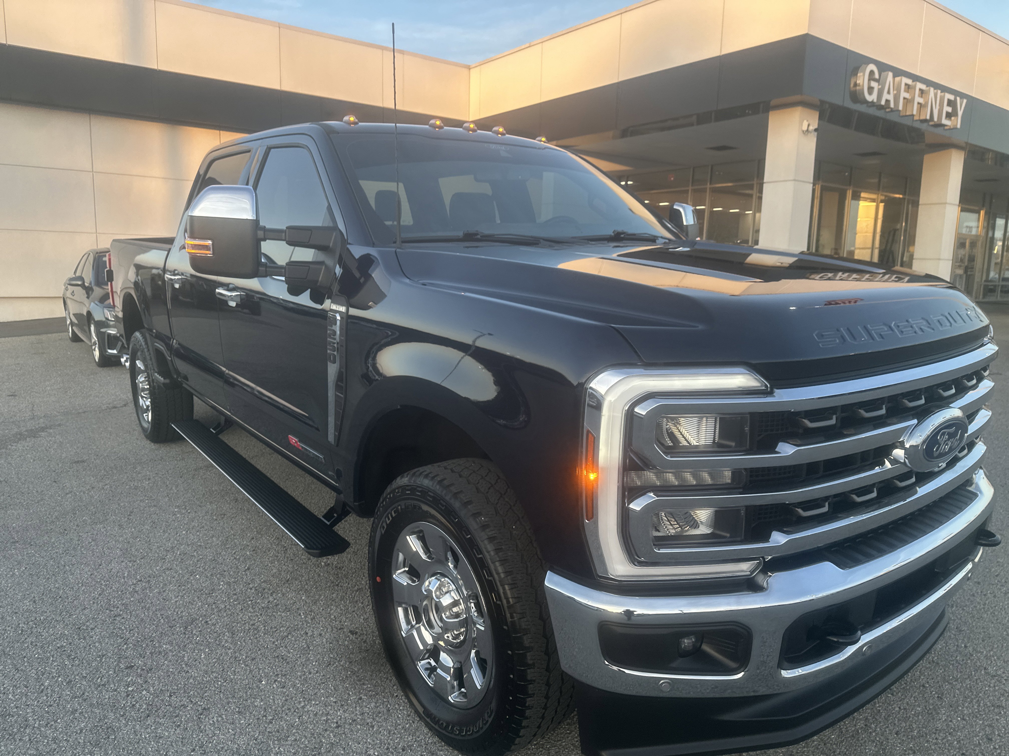 Used 2025 Ford F250 King Ranch w/ Chrome Package image 13