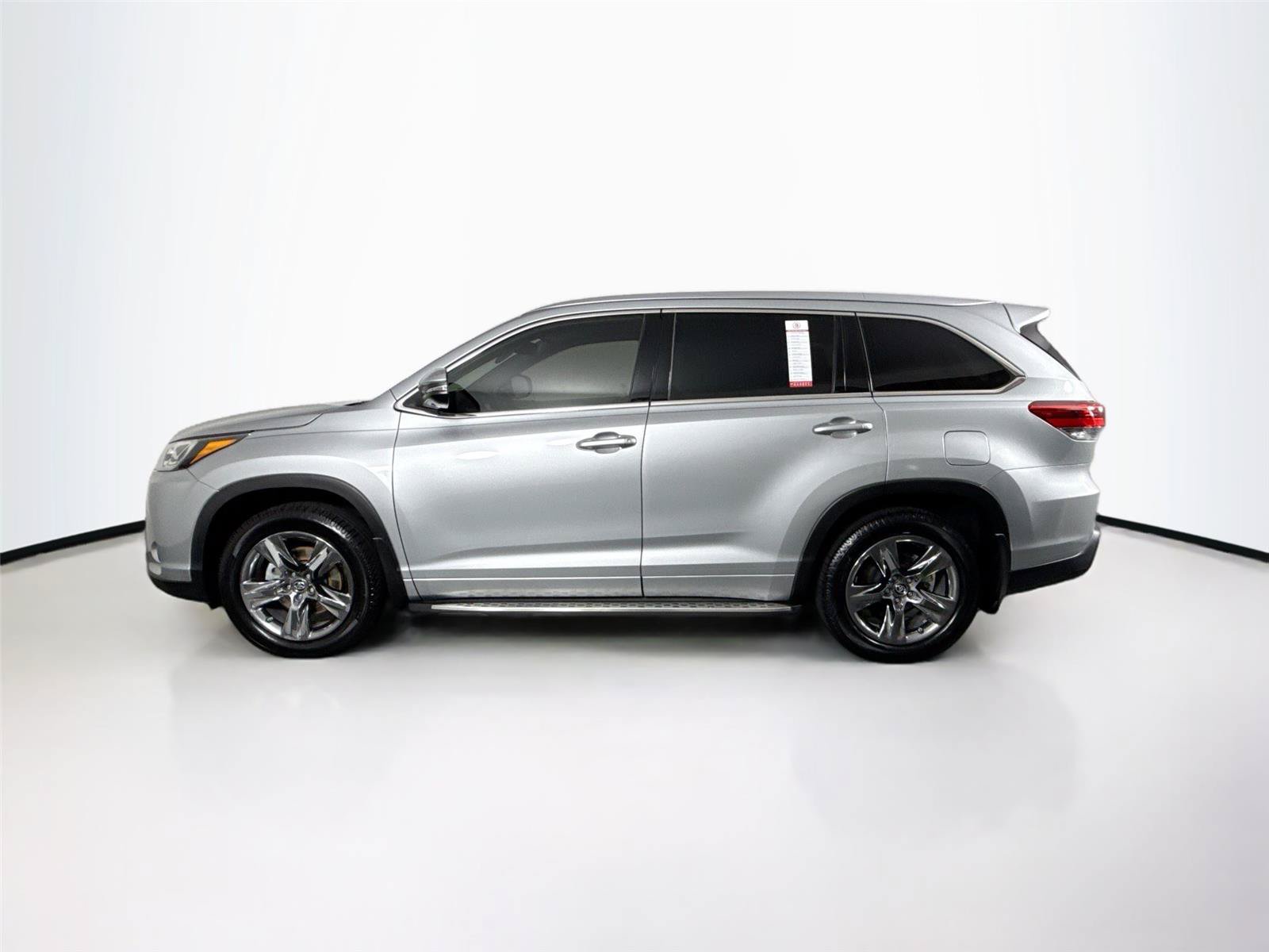 Used 2019 Toyota Highlander Limited Platinum AWD/4WD image 14