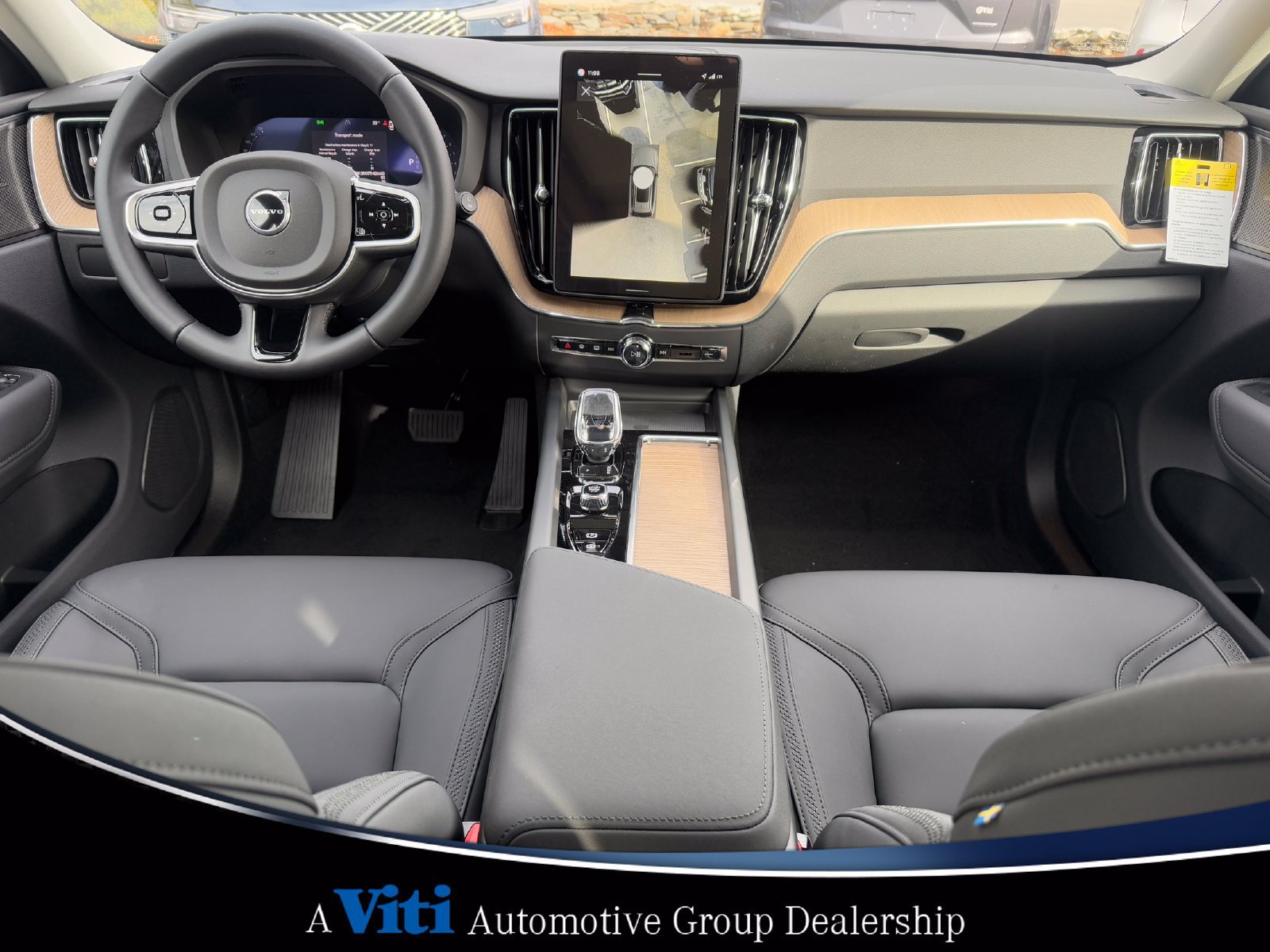 Used 2026 Volvo XC60 B5 Plus w/ Protection Package Premier AWD/4WD image 2